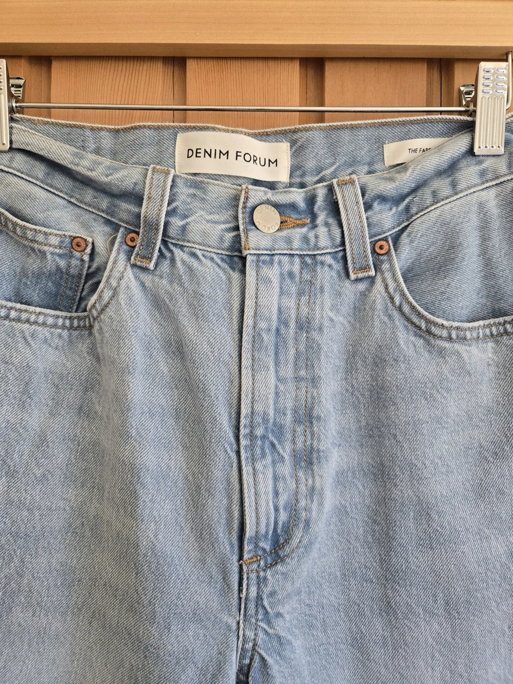 Aritzia's Denim Forum The Farrah Hi-Rise Wide | Blue Denim | Size 29 - Picture 9 of 11